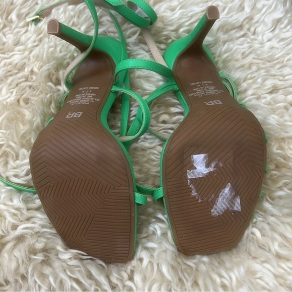 BP. Valerie Wraparound Ankle Strap Sandal - Picture 4 of 9